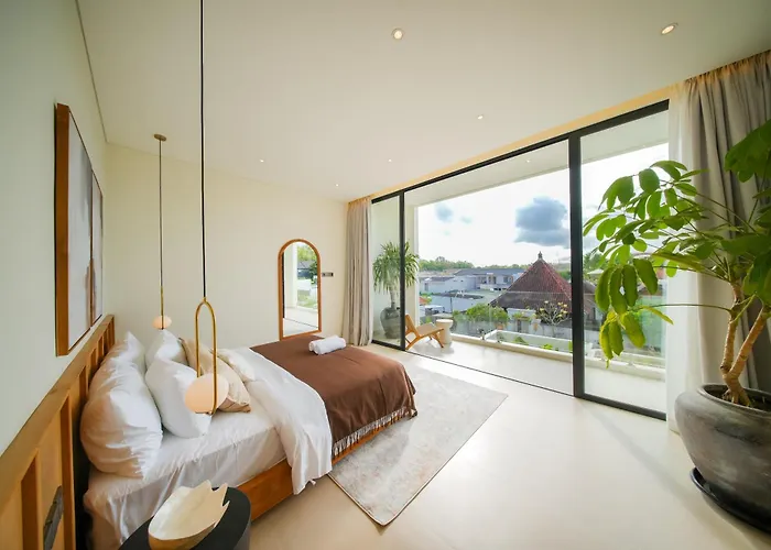 Luxury Living Meets Comfort 3br In 乌鲁瓦图