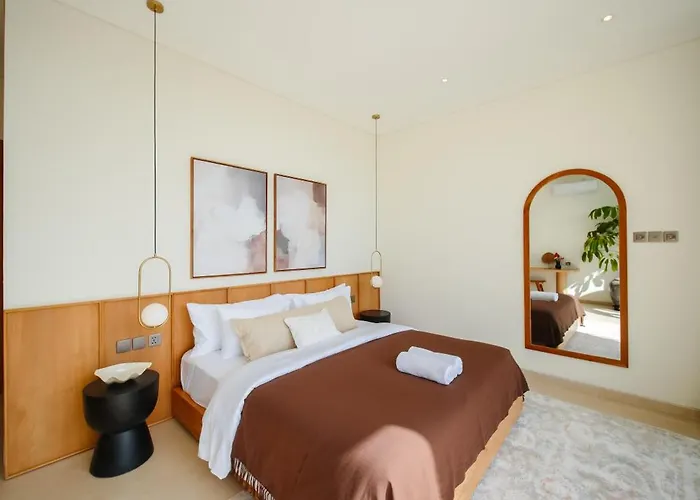 Luxury Living Meets Comfort 3br In *