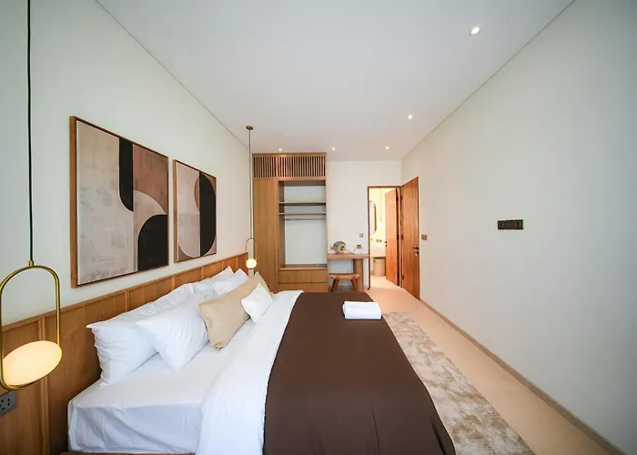Luxury Living Meets Comfort 3br In 乌鲁瓦图
