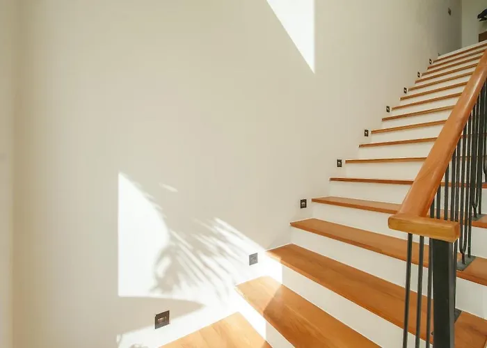 Luxury Living Meets Comfort 3br In *